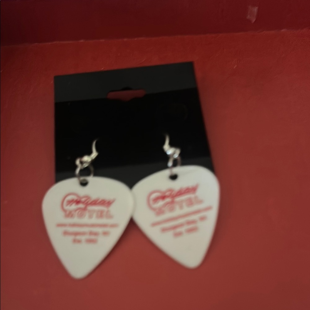 Holiday Motel Sturgeon Bay Guitar Pick Earrings with Red Design